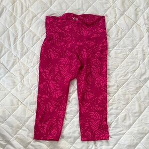 Old Navy Pink Leaf Pattern Leggings